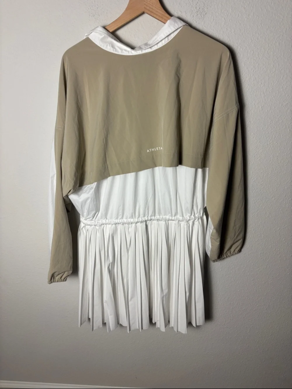 NWT Athleta Power Serve Shell Dress White/Taupe S/776261 - Picture 2 of 4